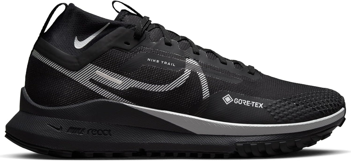 Black Wolf Grey Reflect Silver Low-Top Sneakers I675890