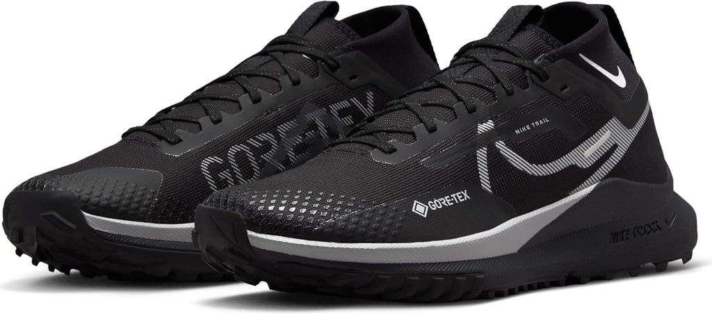 Black Wolf Grey Reflect Silver Low-Top Sneakers I675890