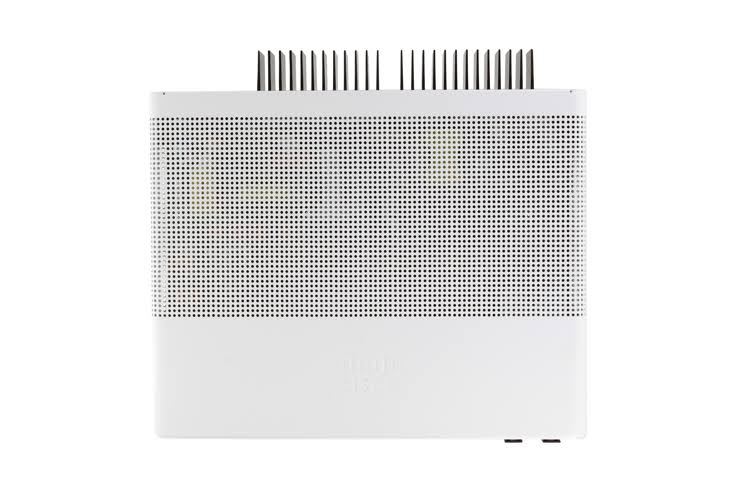 Managed Switch with 8 PoE+ Ethernet Ports Z96408