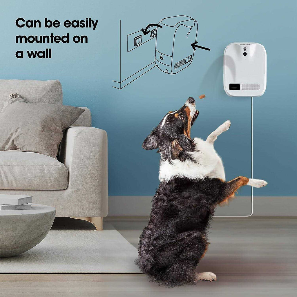 Pet Camera and Treat Dispenser with Motion Activation P202