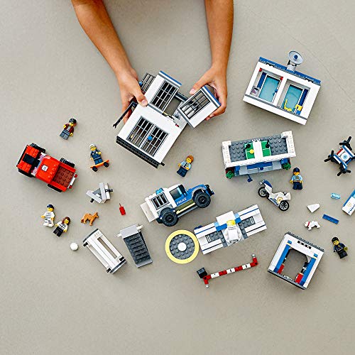 LEGO City Police Station 743 Pieces Building Set H476863