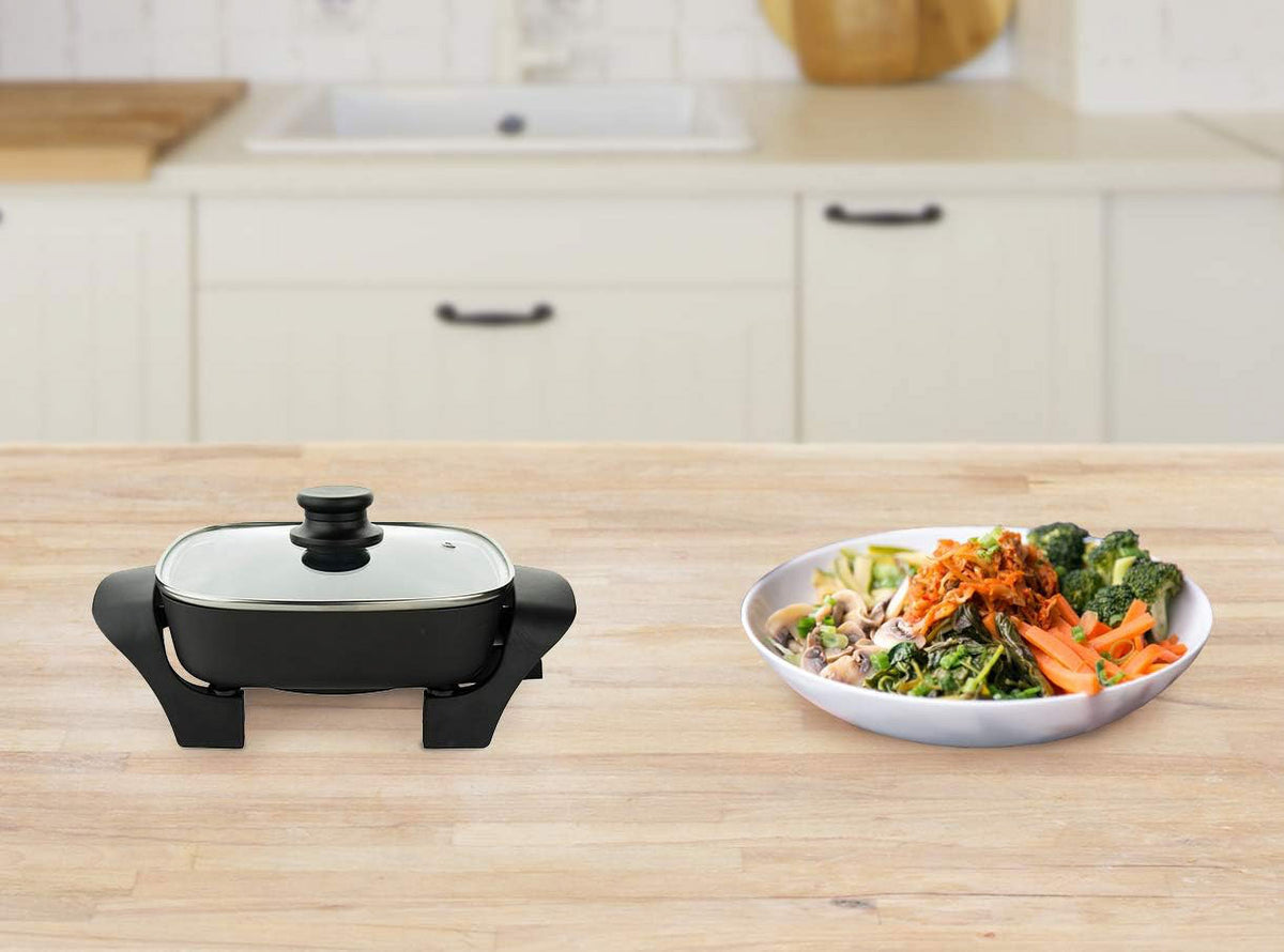 8-Inch Nonstick Electric Skillet With Glass Lid, Black M777