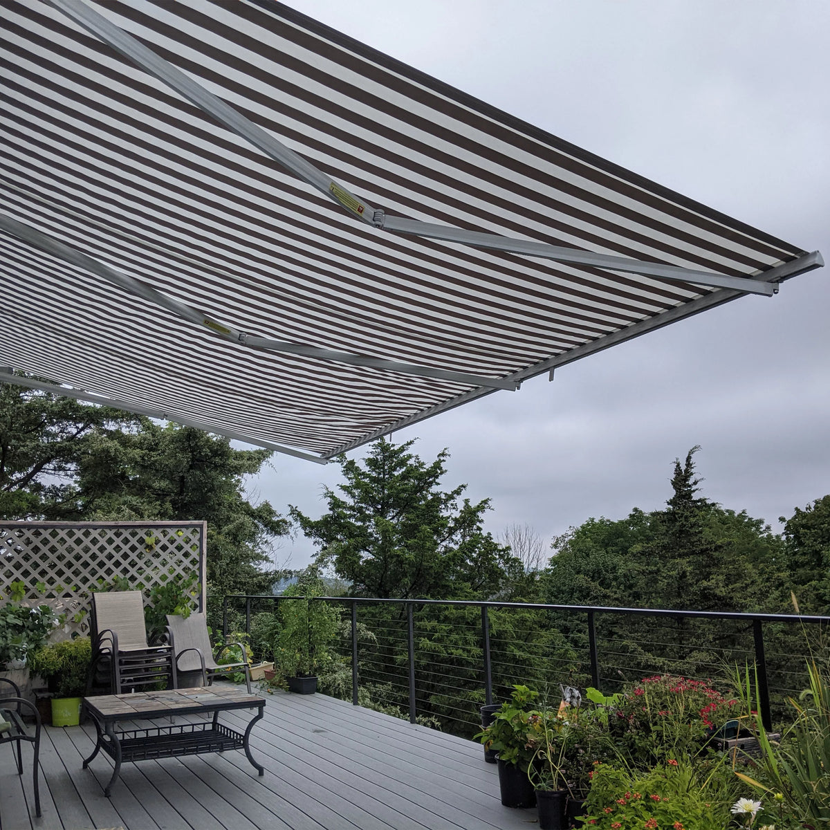 20' x 10' Retractable Motorized Patio Awning Y41350
