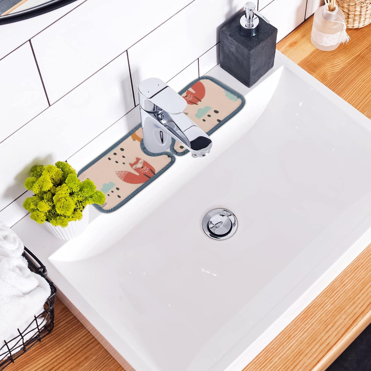 3PCS Microfiber Sink Splash Guard Drip Catcher L4836