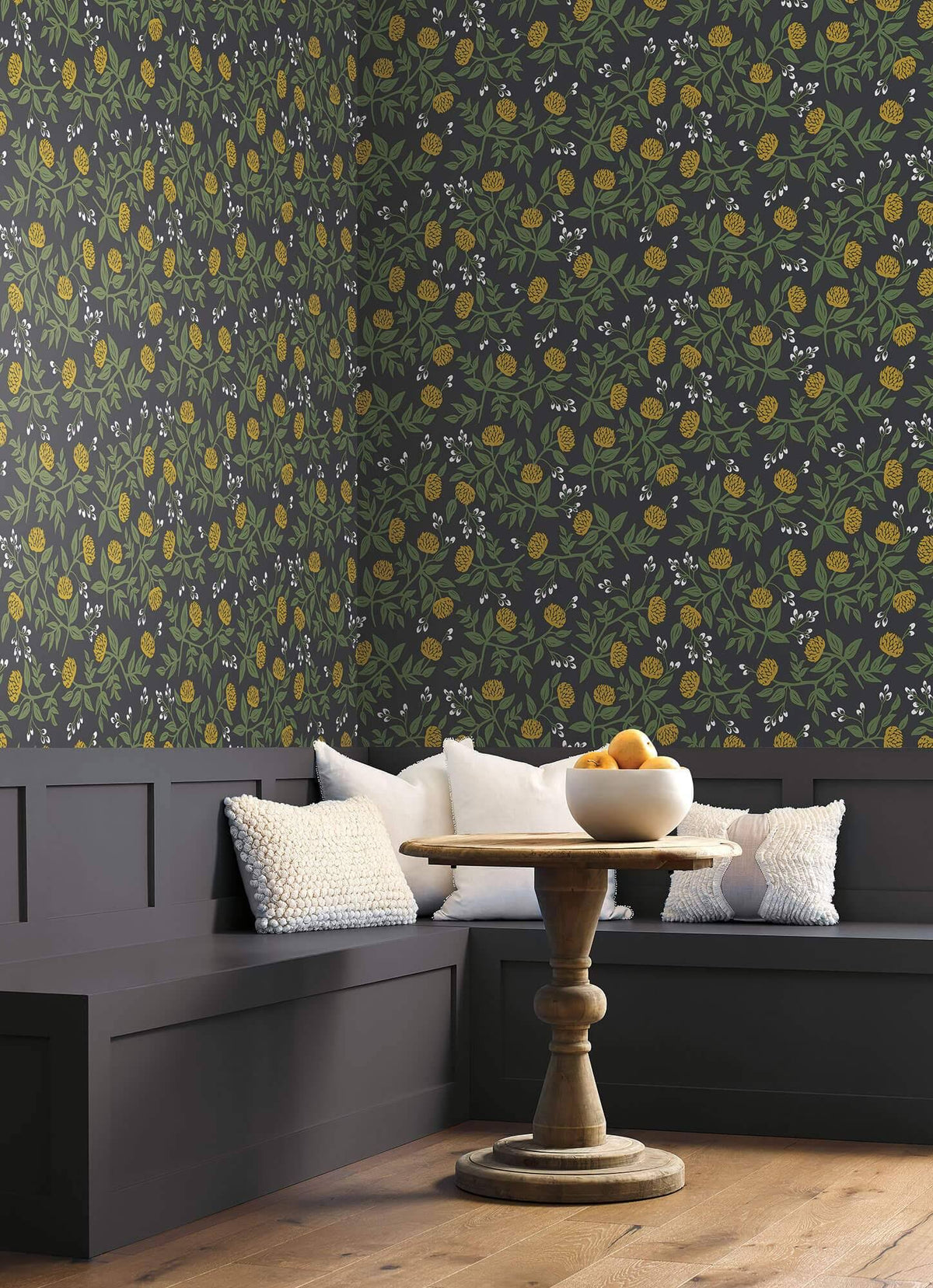 Black & Gold Peonies Wallpaper W325