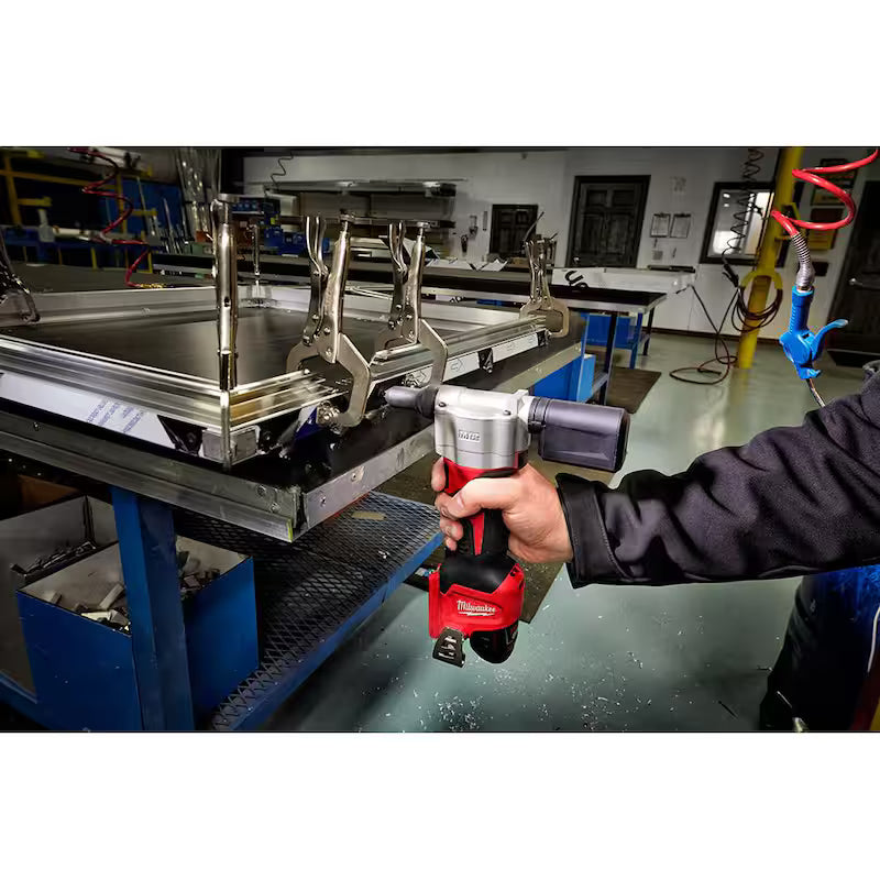 12-Volt Lithium-Ion Cordless Rivet Tool I3779