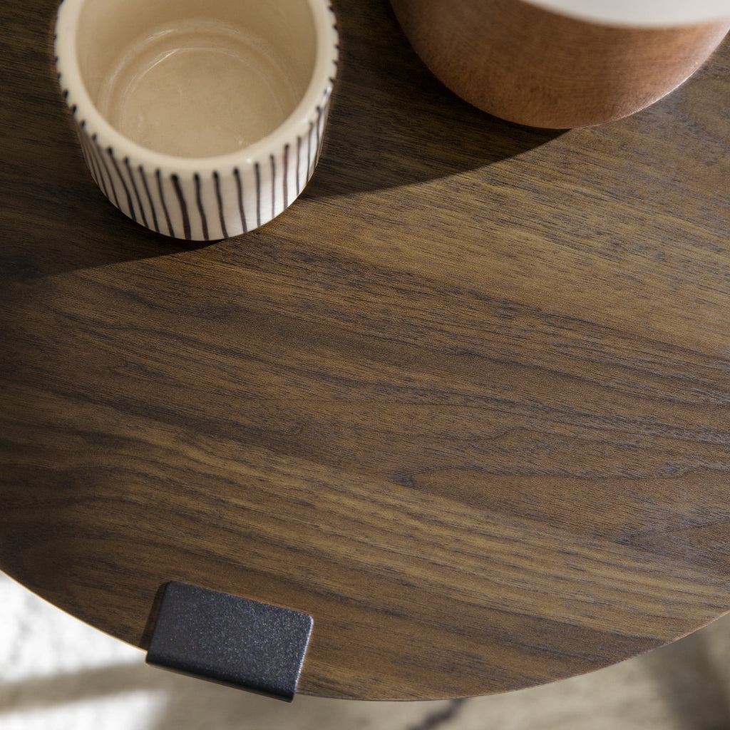 Set of 2 Dark Walnut Round Side Tables J7746