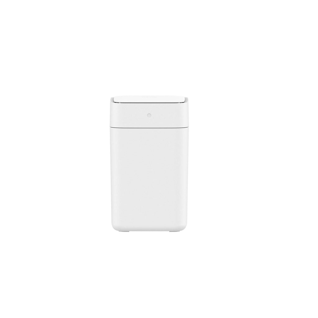 White 4 Gallon Self-Sealing Trash Can M449375