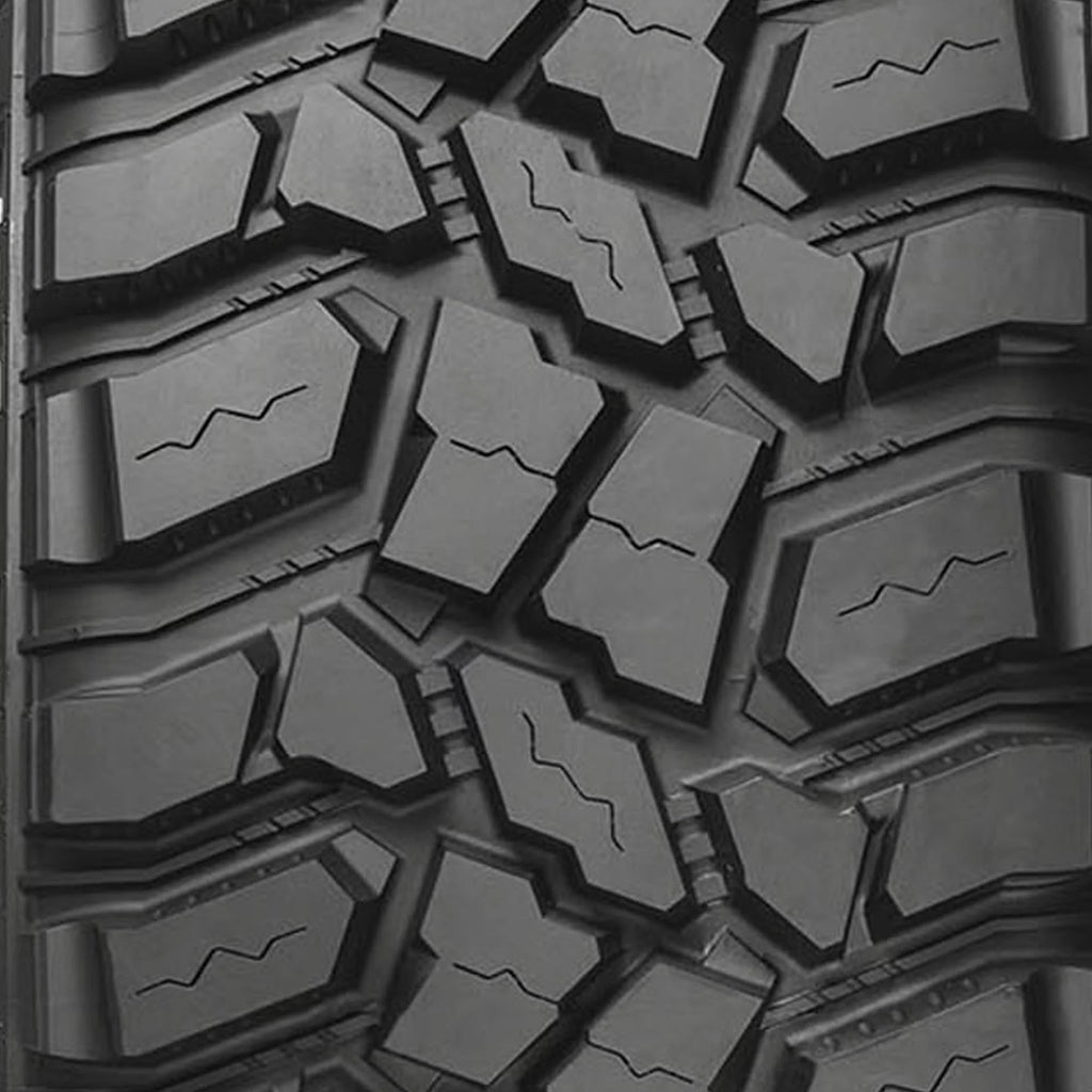 Mud Terrain Light Truck Tire M629245